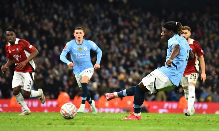Kết quả bóng đá hôm nay ngày 12/1: Man City vùi dập Salford 8 bàn không gỡ