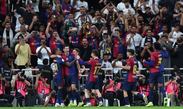 Kết quả bóng đá hôm nay ngày 13/1: Barcelona đăng quang Siêu cúp Tây Ban