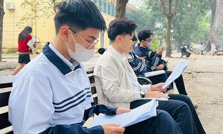 Hà Nội: THPT Chu Văn An và THPT Sơn Tây chính thức thành trường chuyên