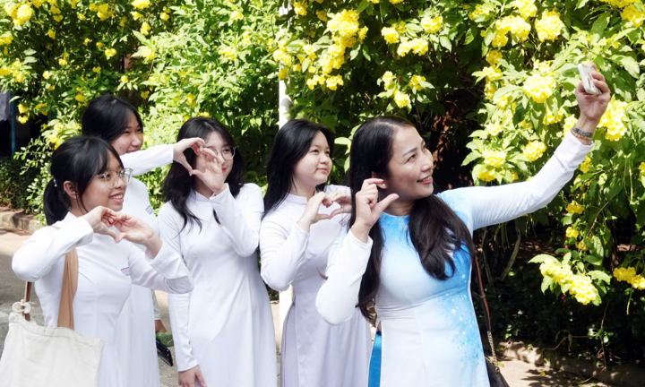 TP.HCM: Thưởng tết cho giáo viên cao nhất hơn 100 triệu đồng