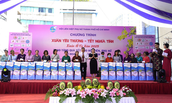 Nutifood mang xuân yêu thương đến nhiều hoàn cảnh khó khăn