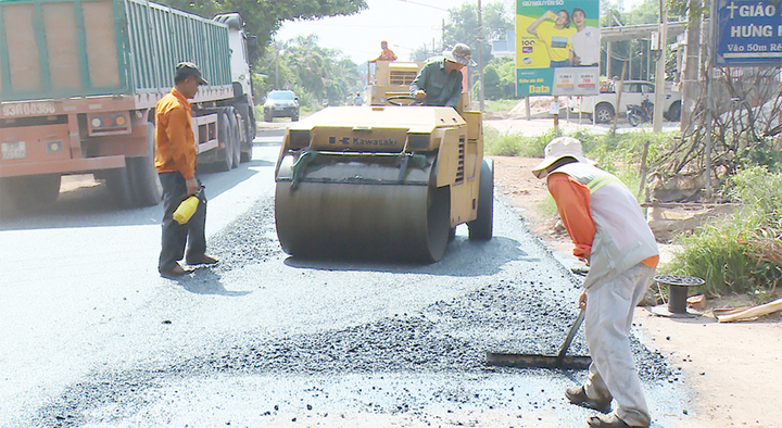 Cử tri kiến nghị nâng cấp quốc lộ 12B, Bộ GTVT nói gì?