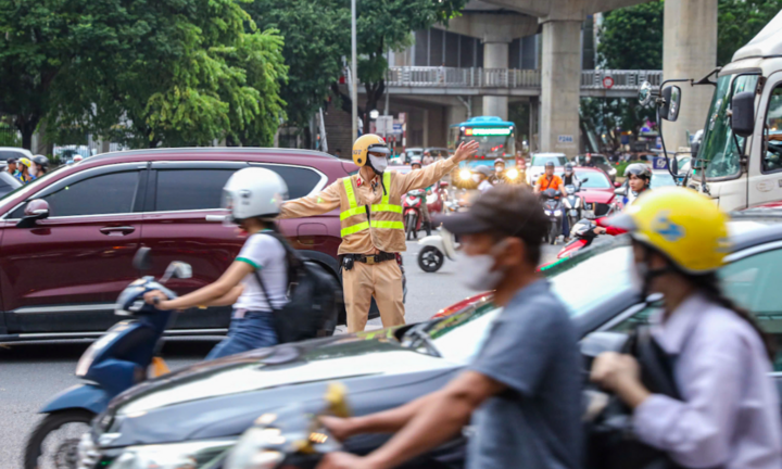 Hà Nội yêu cầu bảo đảm trật tự, an toàn giao thông trong dịp Tết Nguyên đán