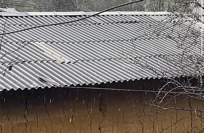 Cận cảnh tuyết rơi ở Hà Giang ngày 27 Tết