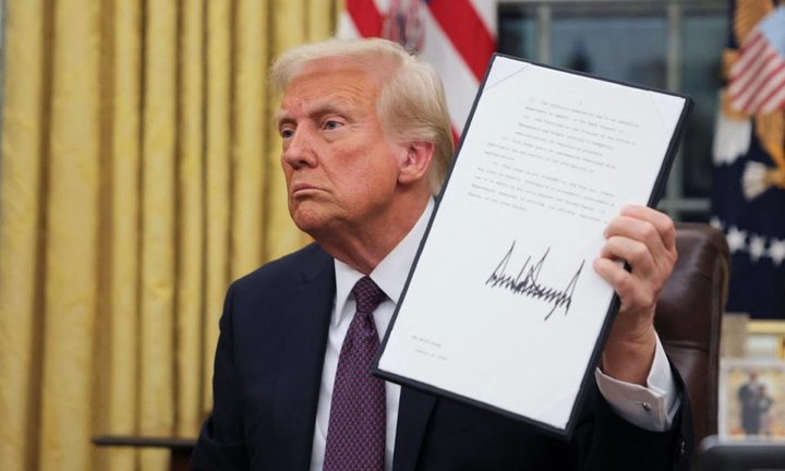 Nước đi bất ngờ của Tổng thống Trump khiến Ukraine choáng váng, không kịp trở tay