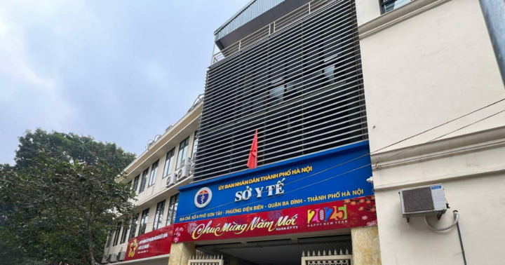 Khởi tố trưởng, phó phòng Sở Y tế Hà Nội tội nhận hối lộ