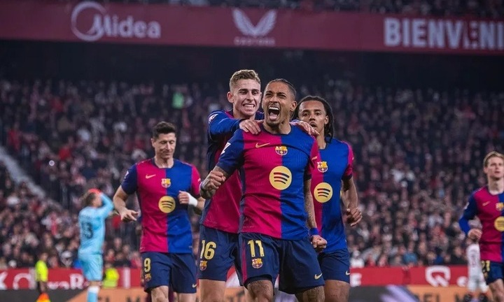 Kết quả bóng đá hôm nay ngày 10/2: Liverpool và Tottenham thua sốc
