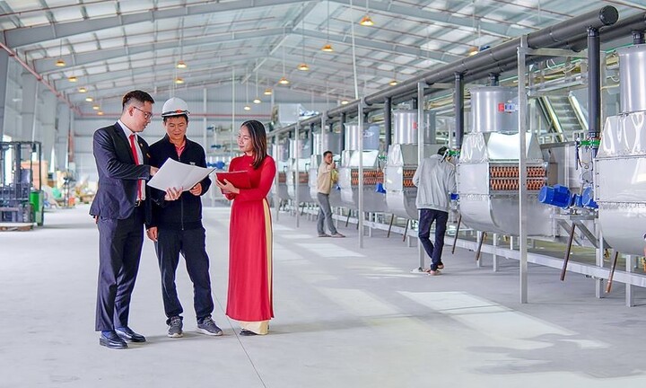 Agribank đồng hành cùng người dân, doanh nghiệp phát triển kinh tế