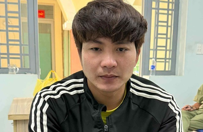 Khởi tố, bắt giam nam thanh niên dùng rìu cướp tiệm vàng ở Lâm Đồng