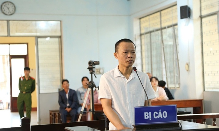 Tài xế xe bán tải vượt ẩu tông chết 3 người trong 1 gia đình, lĩnh án 10 năm tù
