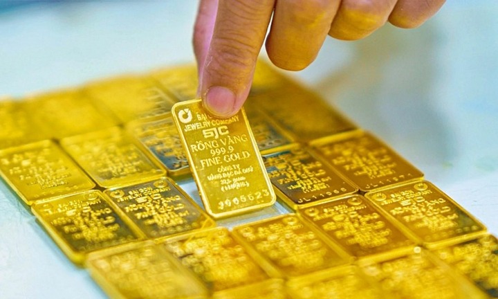 Giá vàng mới nhất hôm nay (21/2): Vàng nhẫn lên đỉnh lịch sử mới