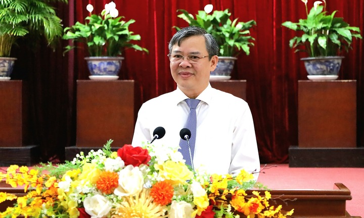 Ông Trương Cảnh Tuyên làm Chủ tịch UBND TP.Cần Thơ
