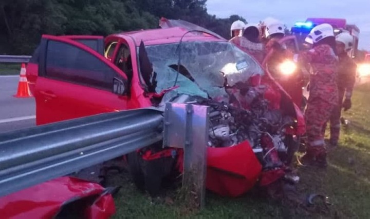 Đổi lái trên cao tốc, nữ tài xế gây tai nạn nghiêm trọng, 2 người tử vong tại chỗ