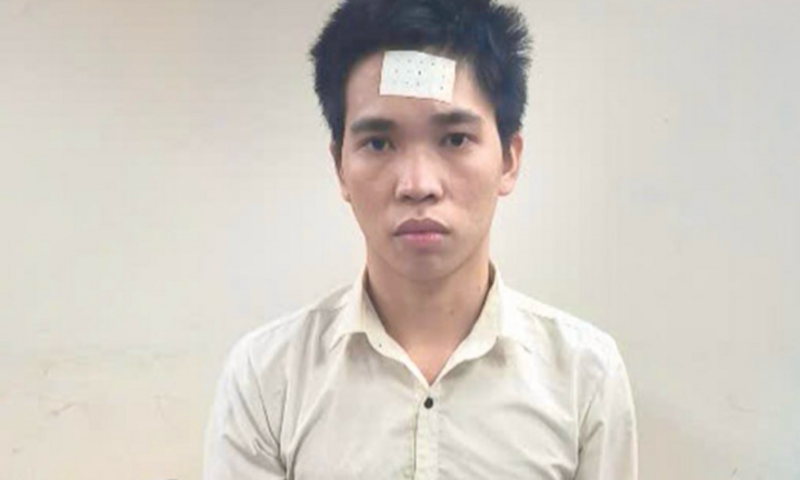 Tin pháp luật nổi bật 24h qua: Đối tượng truy nã bị bắt khi vừa xuống sân bay 