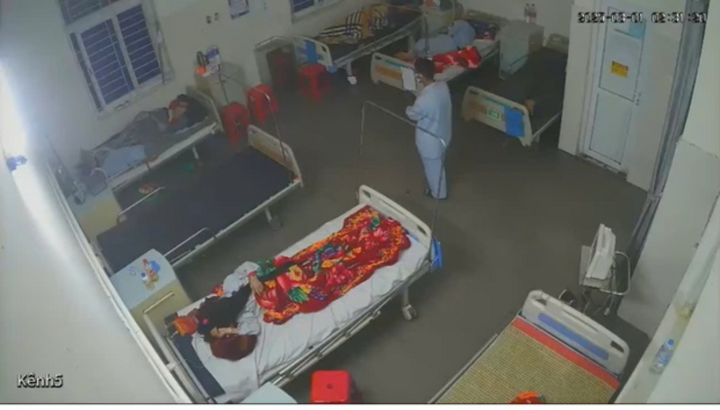 Khoác áo bệnh nhân, 