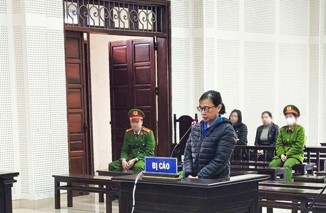 Lừa đảo hơn 12 tỷ đồng,