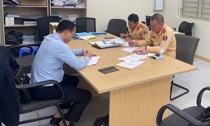 Sử dụng biển số 
