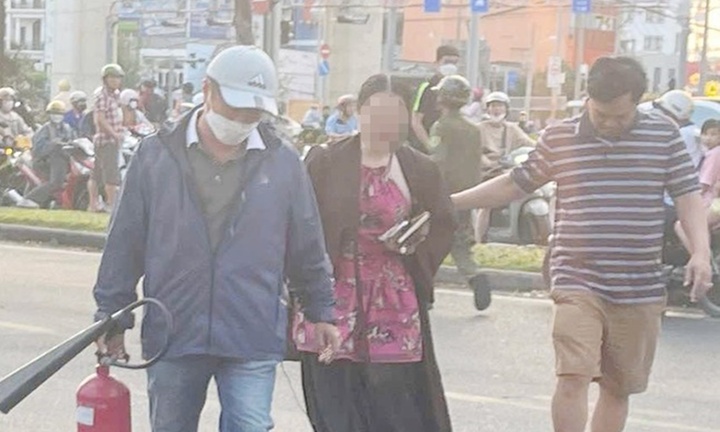 Vụ nữ tài xế lái Mercedes tông 10 máy ở TP.HCM: Một nữ sinh tử vong