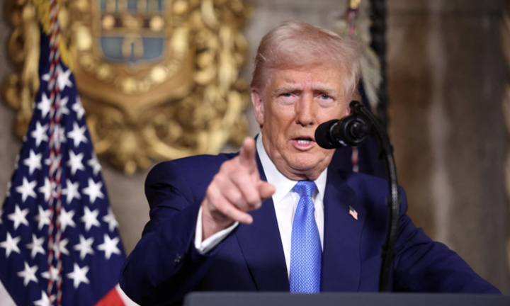 Ông Trump ra tuyên bố 