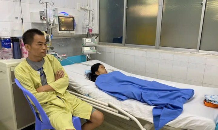 37 người nghi bị ngộ độc sau ăn bánh mì ở TP.HCM, 2 trẻ phải nhập viện