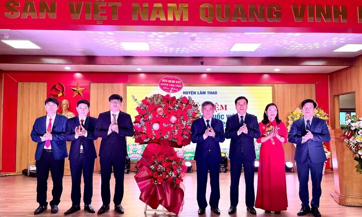 TRUNG TÂM Y TẾ HUYỆN LÂM THAO (PHÚ THỌ): Chuyên nghiệp, tận tâm vì người bệnh