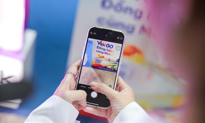 Vikki Digital Bank tấp nập đón khách tới giao dịch