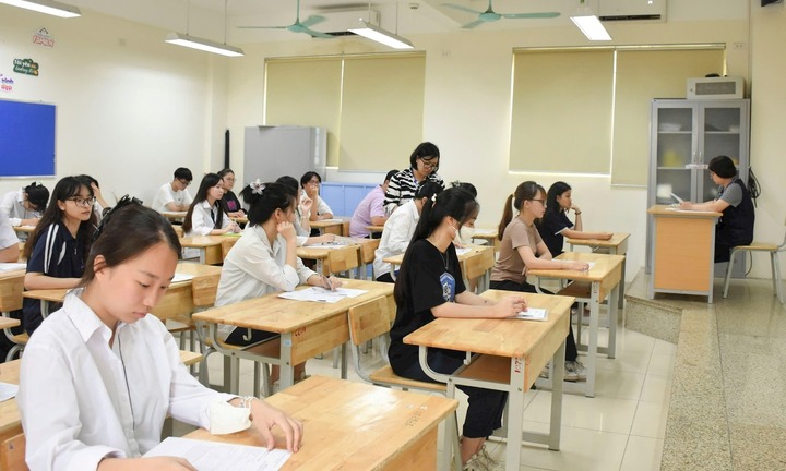 Hà Nội dự kiến tăng tỷ lệ học sinh vào lớp 10 THPT công lập