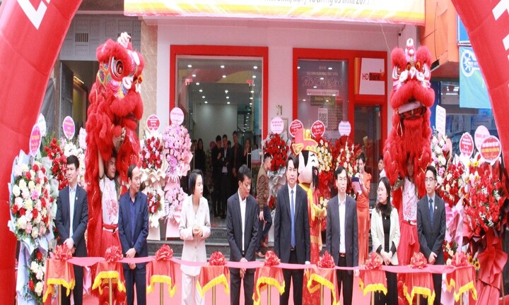 Khai trương Phòng giao dịch Quỳnh Phụ, HDBank mở rộng kết nối tài chính tại Thái Bình