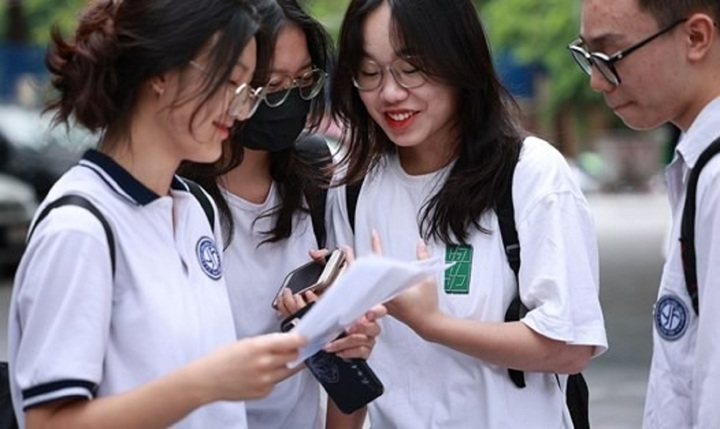 Tuyển sinh 2025: Nhiều đại học phía Bắc xét tuyển thuần học bạ, không kết hợp tiêu chí khác