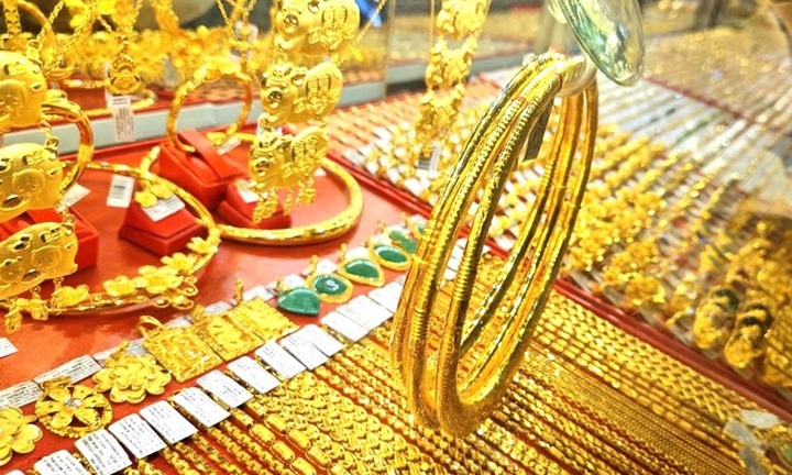 Giá vàng tối nay (21/4): Vàng miếng SJC tăng vọt