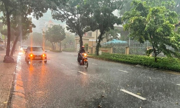 Tin tức dự báo thời tiết hôm nay (29/4): Miền Bắc mưa giông do ảnh hưởng không khí lạnh