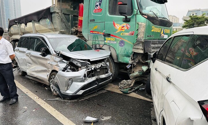 TNGT 4 tháng đầu năm tiếp tục giảm sâu về số vụ và số người bị thương