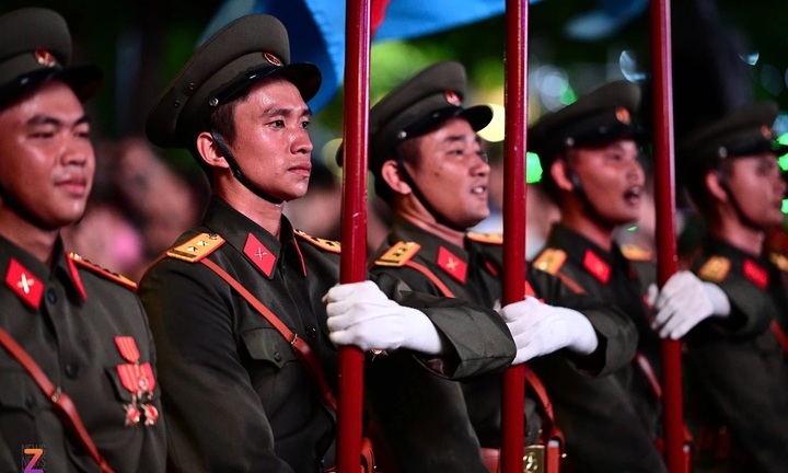 Bộ Y tế hướng dẫn người dân bảo vệ sức khỏe trong các tình huống khi đi xem diễu binh, diễu hành
