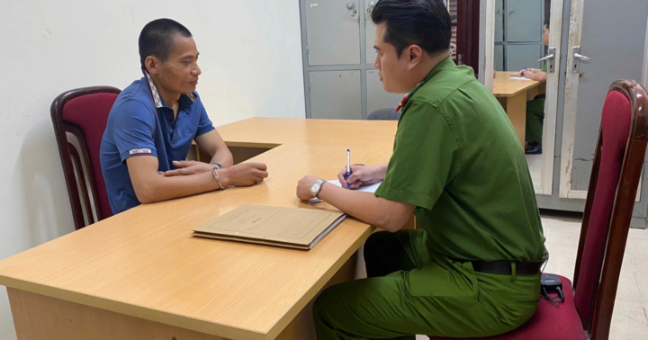 Khởi tố đối tượng dùng hung khí cướp ngân hàng ở Hà Nội