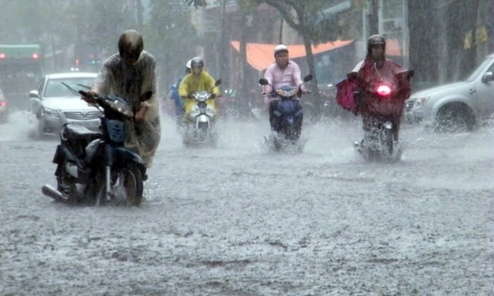 Không khí lạnh có thể xuất hiện trong tháng 5, gây mưa rào ở miền Bắc