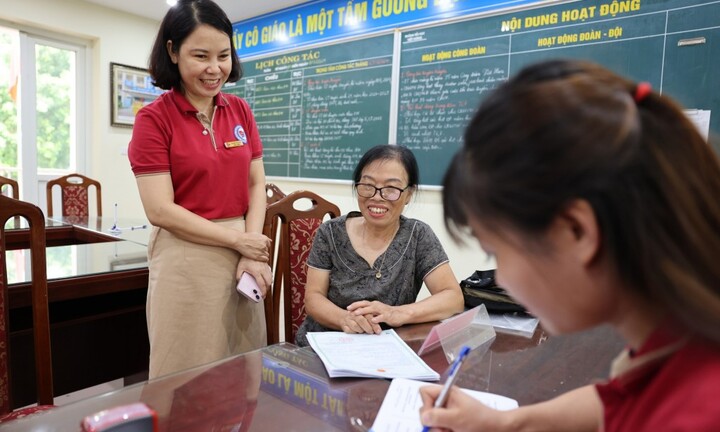 Hà Nội công bố 30 số điện thoại