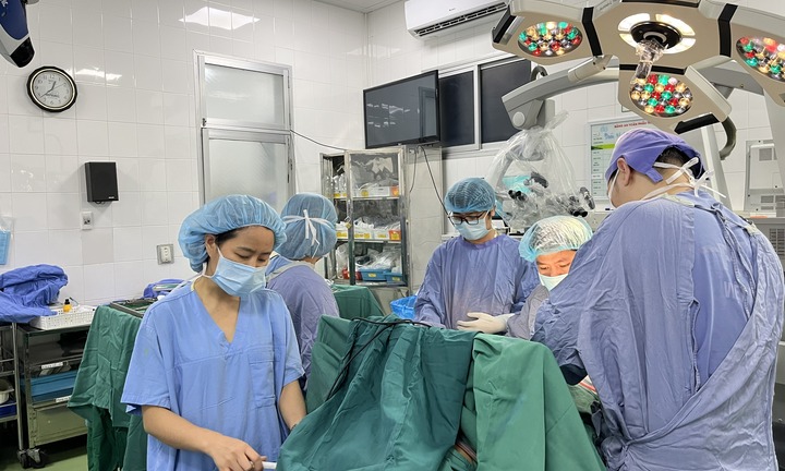 Bé gái 14 tuổi mắc bệnh hiếm, 10 năm chỉ ghi nhận 3 ca vì hội chứng di truyền Von Hippel-Lindau