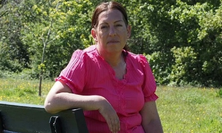  Tỉnh dậy sau đột quỵ, người phụ nữ Anh bất ngờ nói giọng 