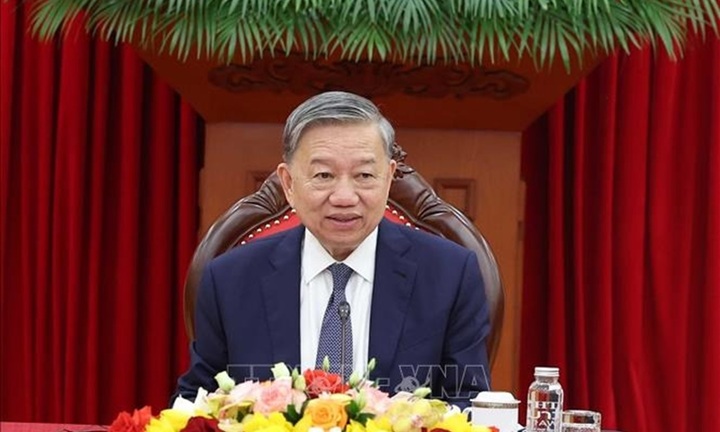 Xây dựng Đề án, lộ trình từng bước tiến tới miễn viện phí toàn dân giai đoạn 2030 - 2035