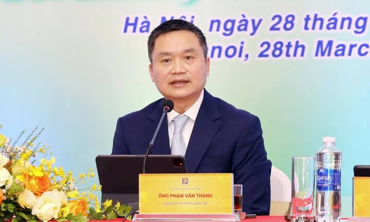 Petrolimex công bố nhân sự tạm thời điều hành Tập đoàn, cổ phiếu trong phiên 8/5  bất ngờ tăng, giao dịch sôi động 