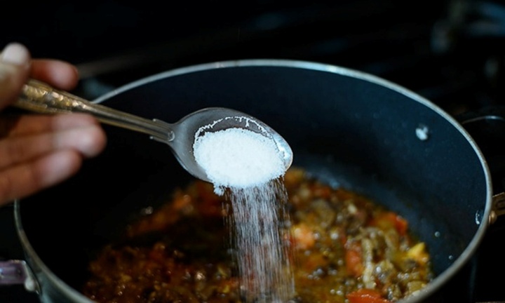 Kiểu nấu ăn tăng gánh nặng cho mạch máu, dễ gây đột quỵ