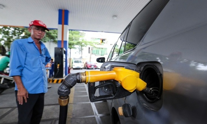 Giá xăng dầu hôm nay (13/5): Giá xăng dầu thế giới giữ đà leo dốc