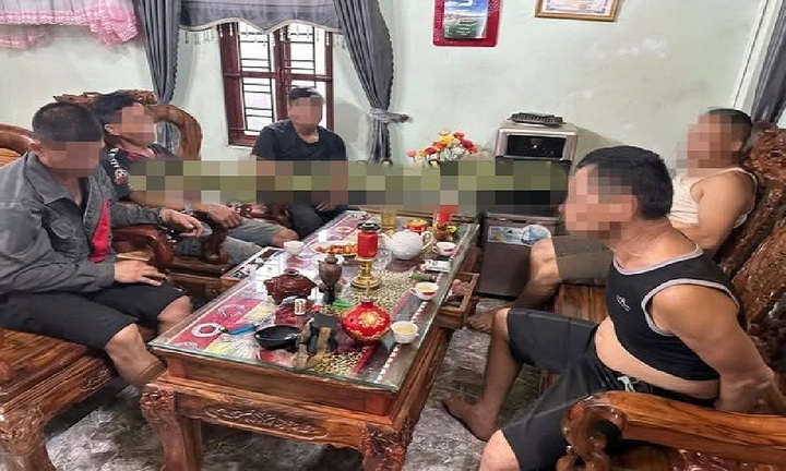 Hòa Bình: Triệt phá đường dây ma túy, bắt 3 đối tượng cùng hàng trăm viên ma túy
