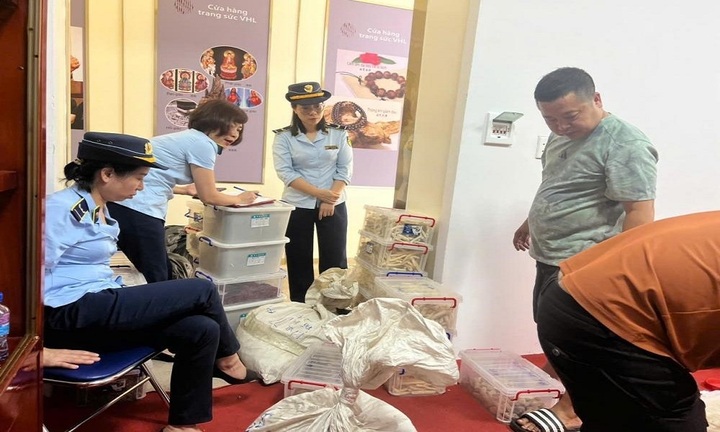 Quảng Ninh: Xử lý 56 vụ vi phạm an toàn thực phẩm, tiêu hủy hàng hóa trị giá gần 1,7 tỷ đồng