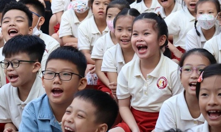 Hôm nay (15/5), chính thức đăng ký cho học sinh vào lớp 1, lớp 6 ở TP.HCM, phụ huynh cần lưu ý gì?