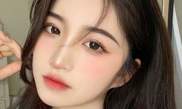 Làm thế nào để làm cho đôi mắt của bạn trông to hơn?