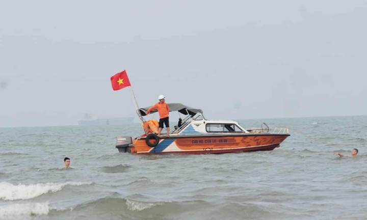 Vụ đôi nam nữ đuối nước tử vong khi tắm biển Cửa Lò: Danh tính nạn nhân