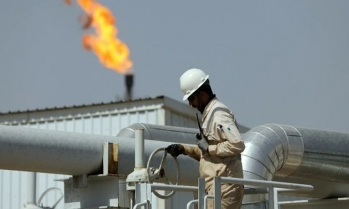 Giá xăng dầu hôm nay (21/5): Giá dầu thô thế giới bất ngờ tăng mạnh