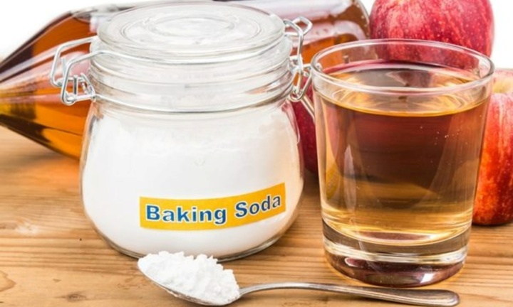 Mẹo thông tắc bằng baking soda và giấm