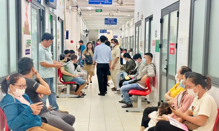 Sở Y tế TP.HCM ra văn bản khẩn về phòng chống COVID-19, tập trung bảo vệ nhóm nguy cơ cao